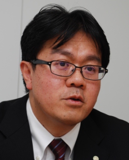 バイエル　高橋博士[1].JPG